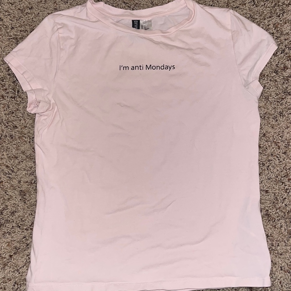 Divided H&M Cute I’m anti Mondays shirt!!